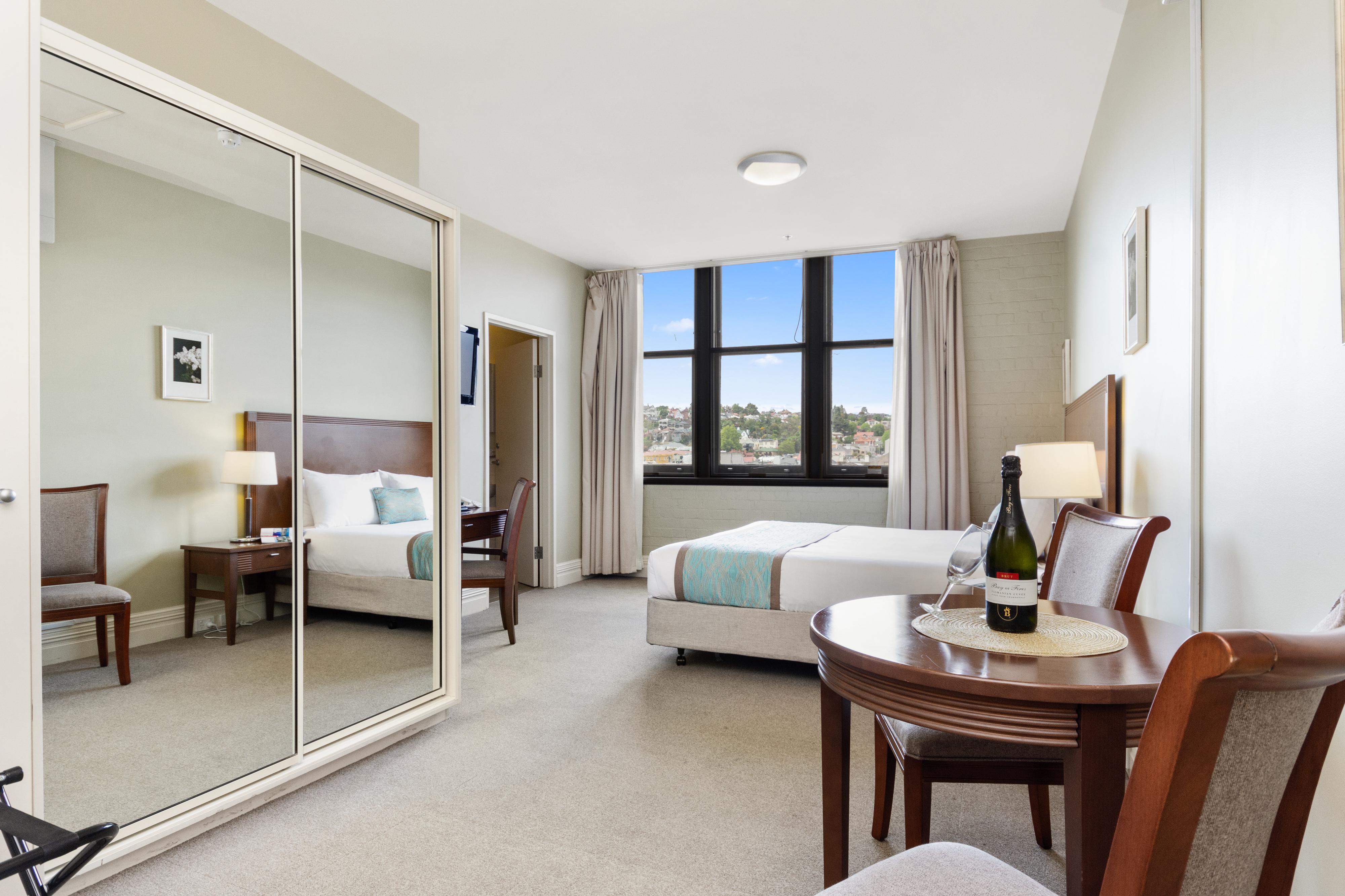 Launceston Central Apartment Hotel Official Exteriér fotografie